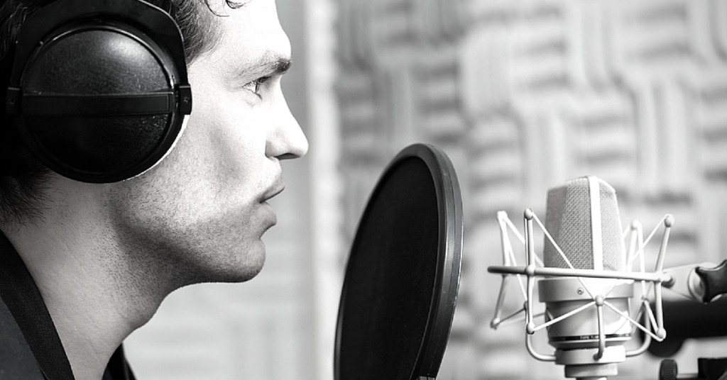 5 Ways to Know if You Have the Right Kind of Voice for Voice Overs ...